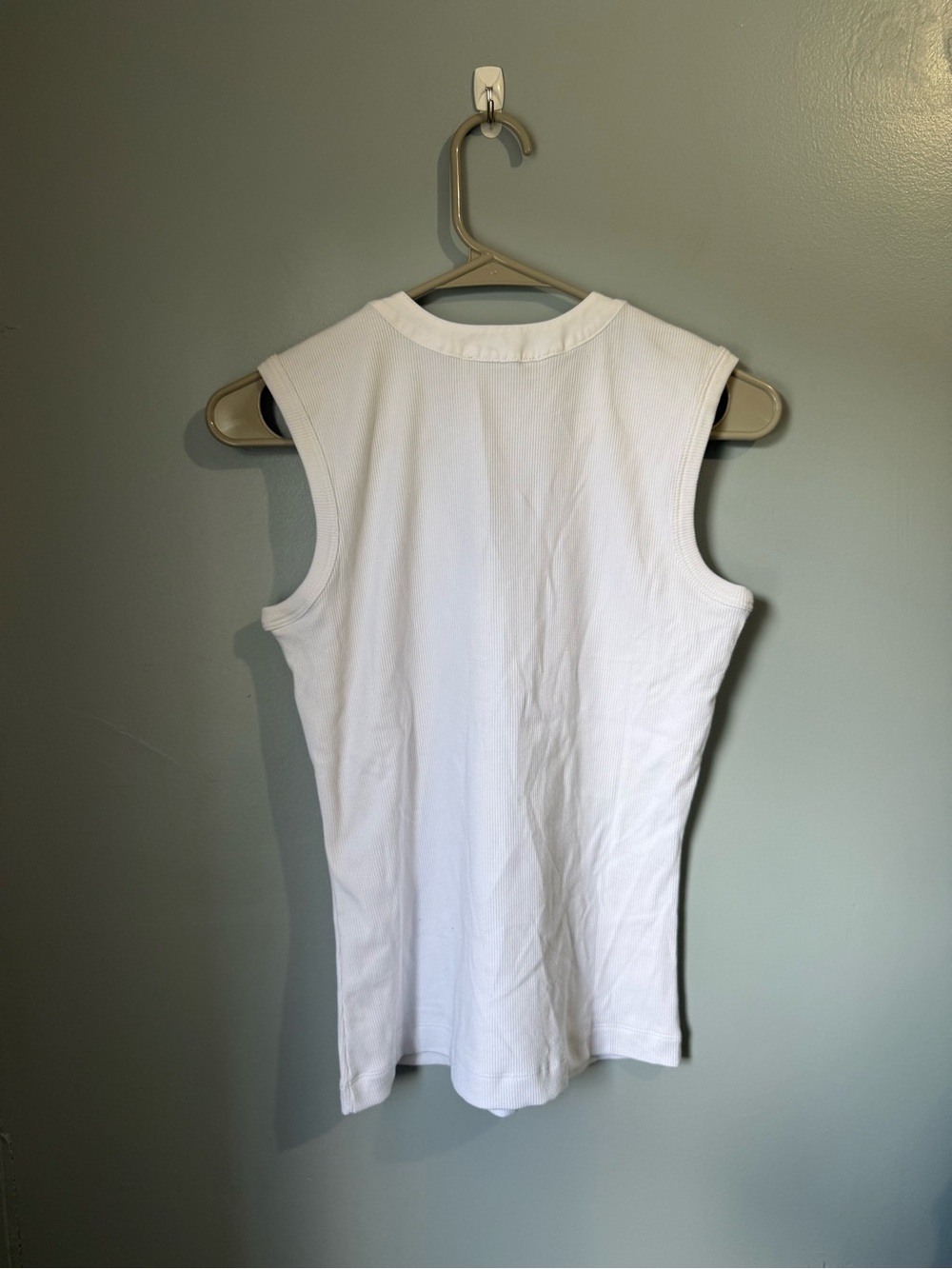 Anatomie White Henley Tank Size Small - Picture 6 of 6